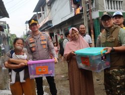 Peduli Warga Wali Kota Tangsel Tinjau Wilayah Terdampak Banjir