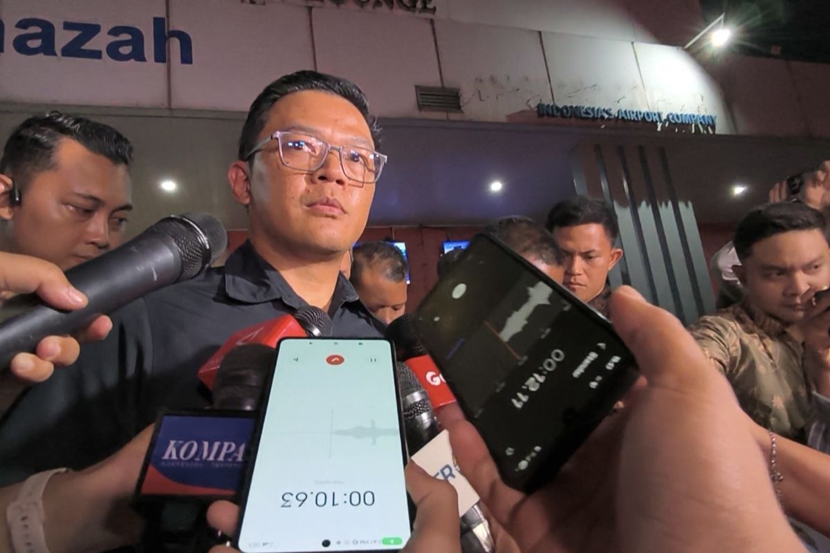 Tangisan Keluarga Sambut