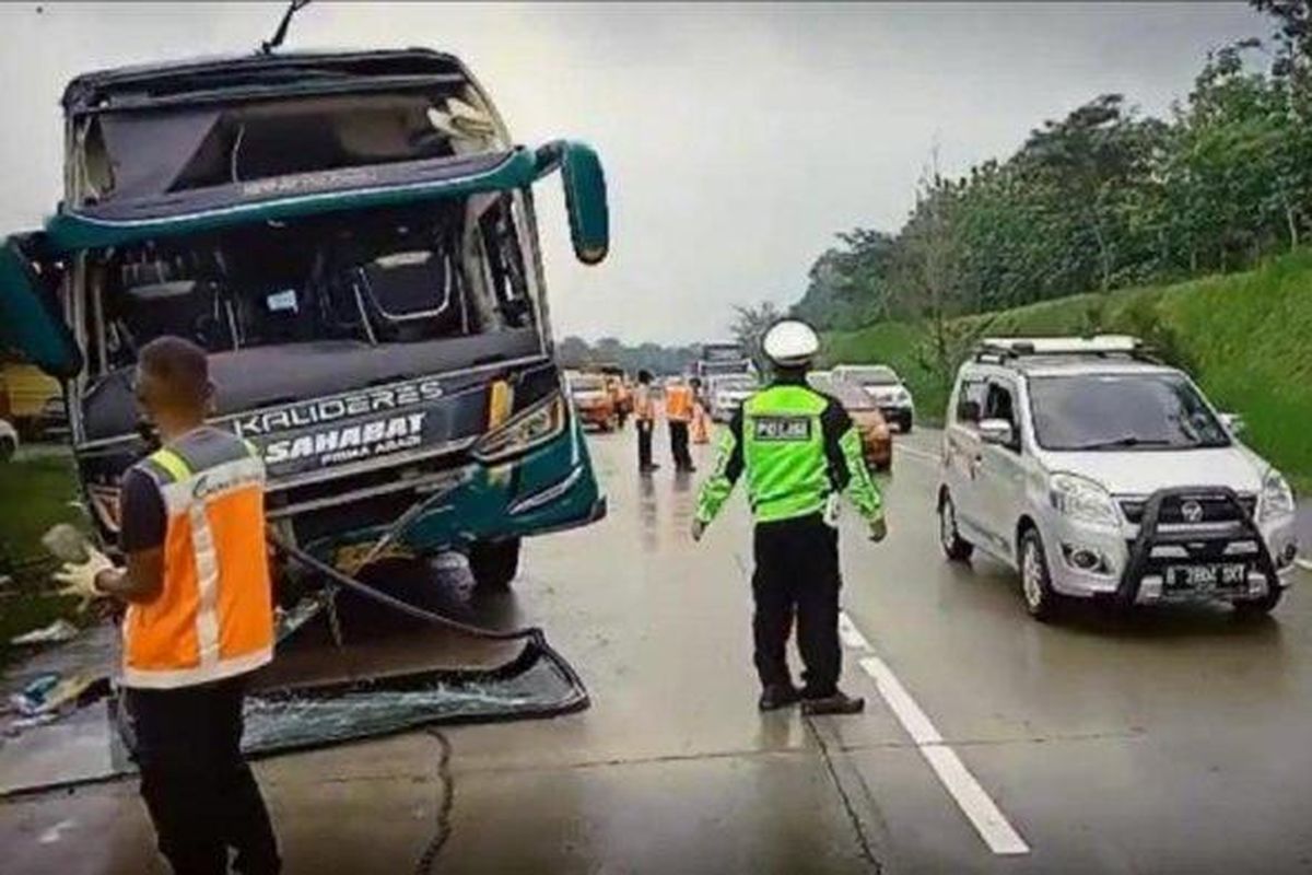 Kecelakaan Maut di Tol