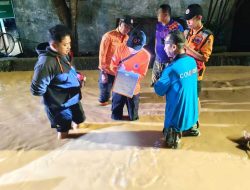 Talud Jebol 25 Meter Warga Mangkang Semarang Kebanjiran Saat Sahur