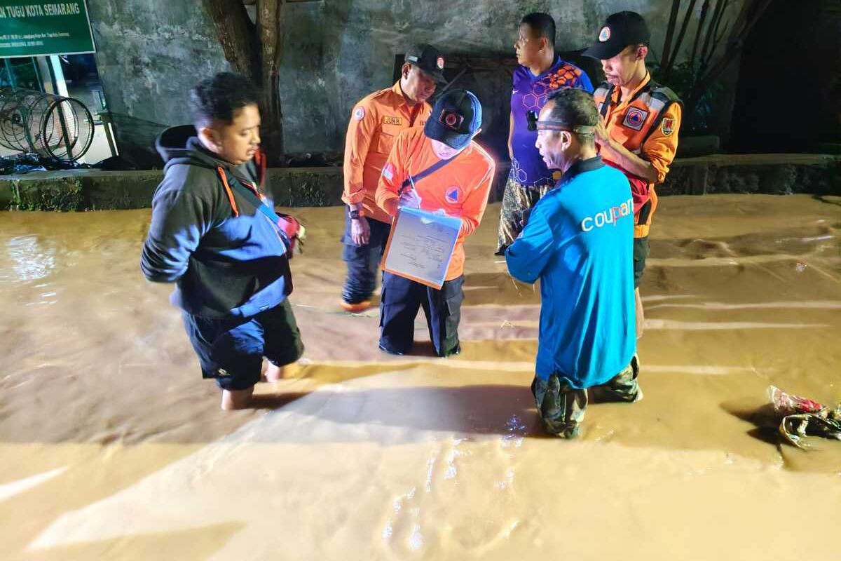 Talud Jebol 25 Meter