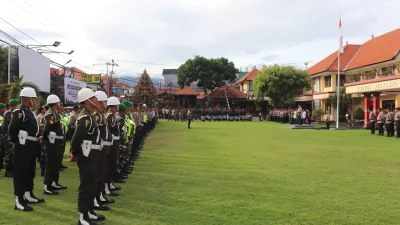 241 Polisi di Buleleng