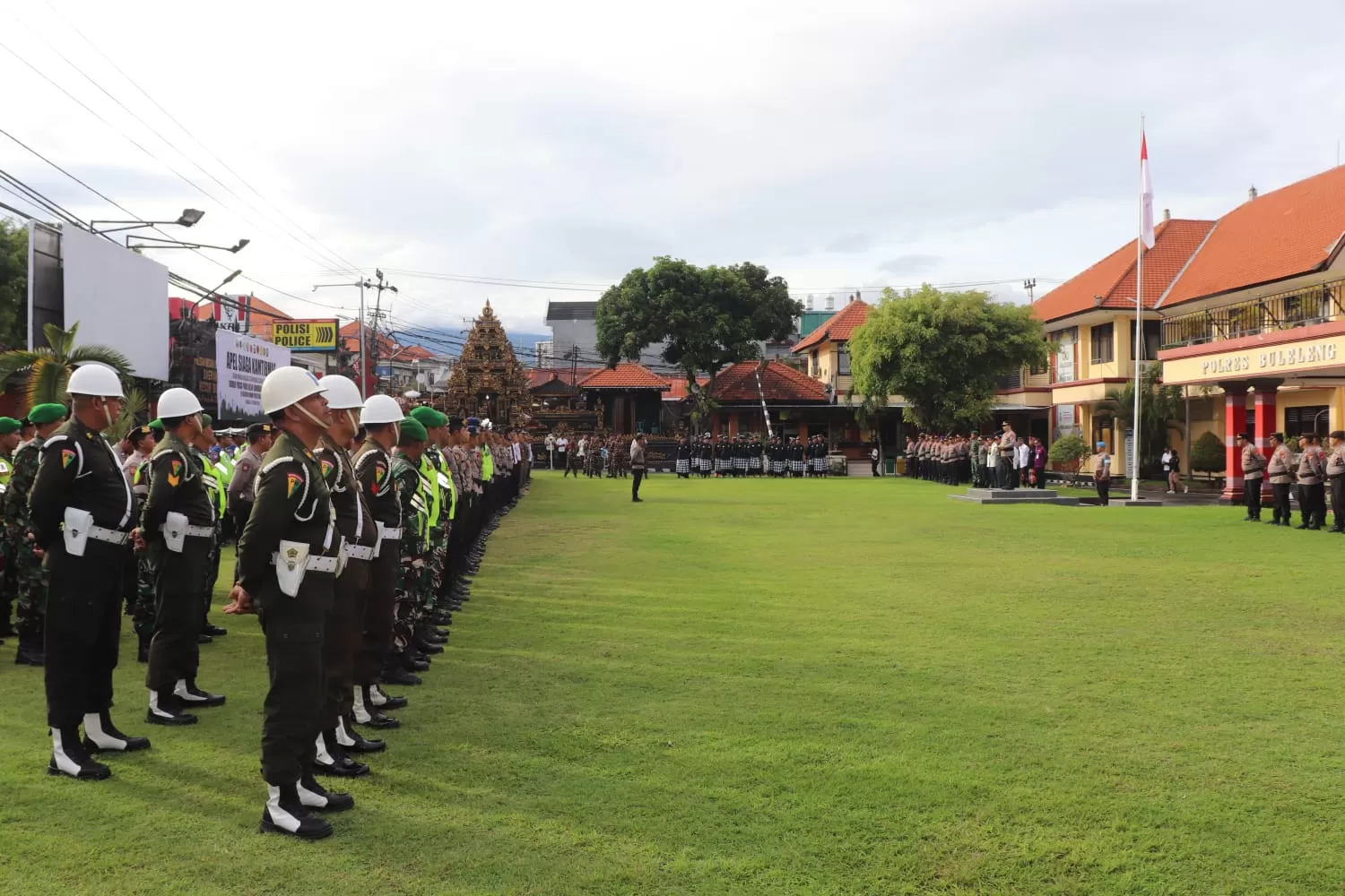 241 Polisi di Buleleng