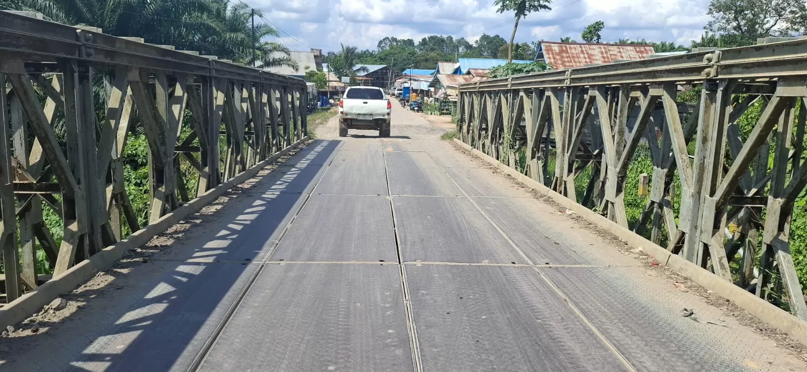 Jembatan Gunung Sari